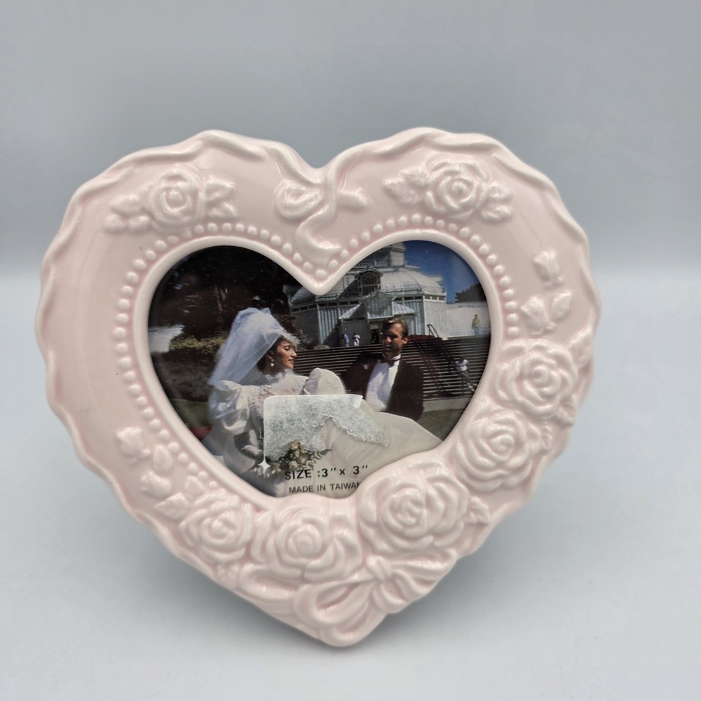 Vtg Pale Pink Heart Shaped & Roses Ceramic Picture Frame 3x3" Photo CottageCore